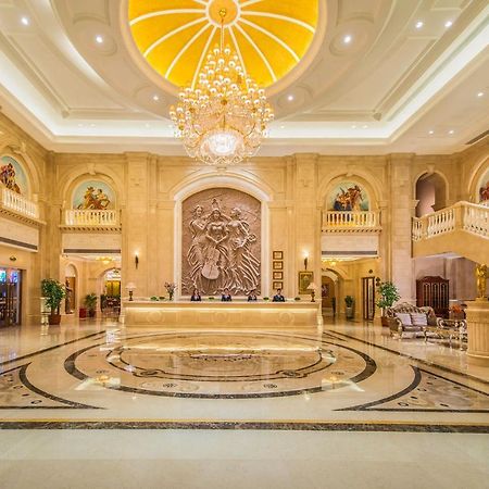 גואנגג'ואו Vienna International Hotel Luogang Wanda Plaza מראה חיצוני תמונה