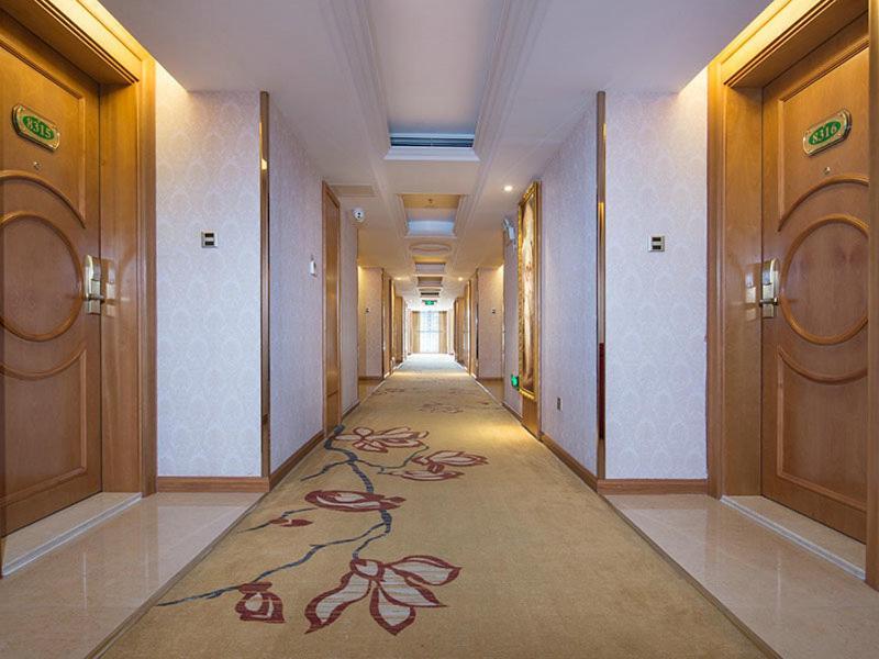 גואנגג'ואו Vienna International Hotel Luogang Wanda Plaza מראה חיצוני תמונה