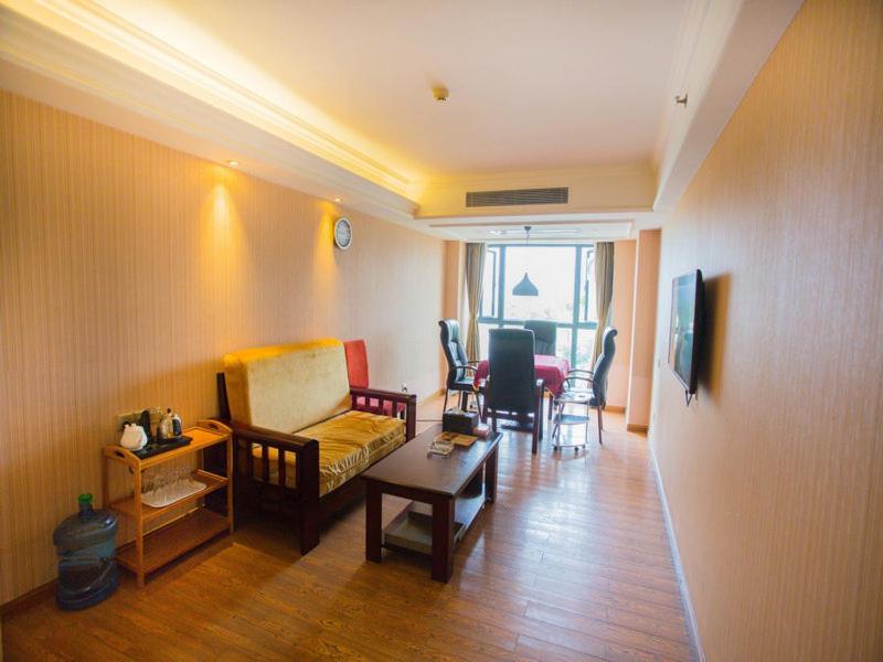 גואנגג'ואו Vienna International Hotel Luogang Wanda Plaza מראה חיצוני תמונה