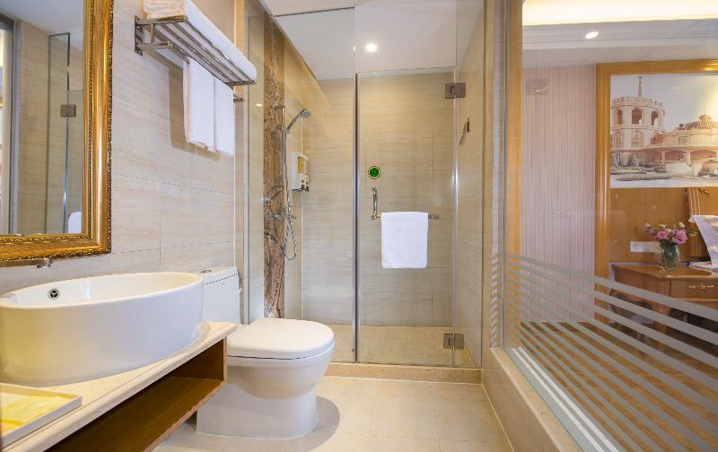 גואנגג'ואו Vienna International Hotel Luogang Wanda Plaza מראה חיצוני תמונה